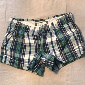 Cute Abercrombie plaid shorts